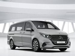 Grå Ny 2024 Mercedes V220 Avantgarde Minibuss | 735 140 kr
