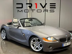 Grå Begagnad 2003 BMW Z4 Cab | 99 900 kr (Marknadspris)