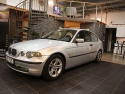 Ljusgrå Begagnad 2001 BMW 316 Compact Halvkombi | 34 900 kr (Bra pris)