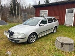 Silver Begagnad 2007 Skoda Octavia Kombi | 3 000 kr (Superpris)