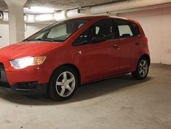 Röd Begagnad 2009 Mitsubishi Colt Halvkombi | 33 900 kr