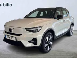 Vit Begagnad 2024 Volvo XC40 Single Motor SUV | 399 900 kr