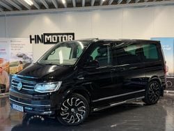 Svart Begagnad 2016 VW Multivan Highline Minibuss | 329 900 kr (Marknadspris)