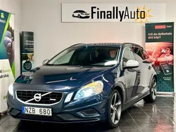 Blå Begagnad 2011 Volvo V60 R-Design Kombi | 119 900 kr (Marknadspris)