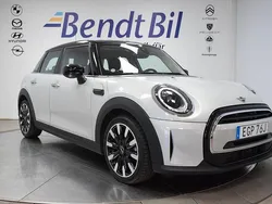 Silver Begagnad 2022 Mini Cooper Halvkombi | 234 500 kr (Marknadspris)