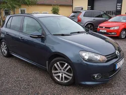 Mörkblå Begagnad 2012 VW Golf VII Halvkombi | 69 900 kr (Marknadspris)