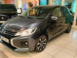 Grå Begagnad 2023 Mitsubishi Space Star Halvkombi | 169 000 kr (Marknadspris)