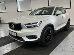 Vit Begagnad 2019 Volvo XC40 Momentum SUV | 214 500 kr (Marknadspris)