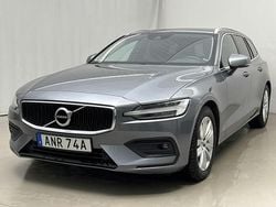 Grå Begagnad 2020 Volvo V60 Momentum Kombi | 250 000 kr (Bra pris)