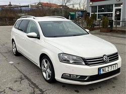 Vit Begagnad 2015 VW Passat Kombi | 73 500 kr (Bra pris)