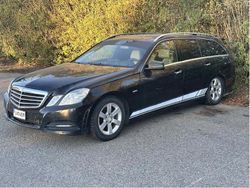 Svart Begagnad 2011 Mercedes E200 Kombi | 32 000 kr