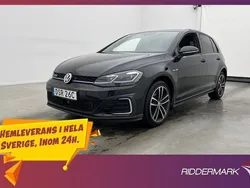 Svart Begagnad 2020 VW Golf VIII Active Halvkombi | 217 900 kr