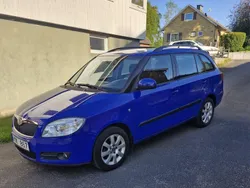 Blå Begagnad 2009 Skoda Fabia Kombi | 25 900 kr (Marknadspris)