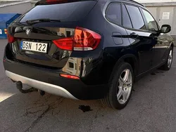 Svart Begagnad 2011 BMW X1 SUV | 119 000 kr (Marknadspris)