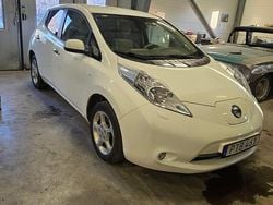 Begagnad 2017 Nissan Leaf Halvkombi | 42 000 kr (Superpris)