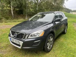 Grå Begagnad 2013 Volvo XC60 SUV | 129 500 kr (Superpris)