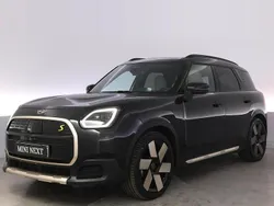 Svart Begagnad 2024 Mini Countryman SUV | 519 900 kr