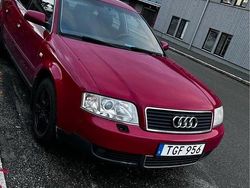 Röd Begagnad 2002 Audi A6 Sedan | 17 900 kr