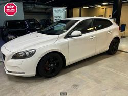 Vit Begagnad 2013 Volvo V40 Kinetic Kombi | 99 900 kr (Dyr)