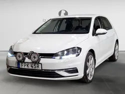 Vit Begagnad 2019 VW Golf VII Halvkombi | 159 900 kr (Marknadspris)