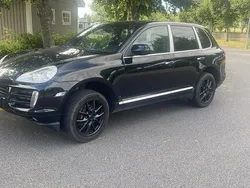 Svart Begagnad 2008 Porsche Cayenne SUV | 85 000 kr