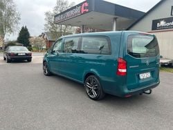 Mörkgrön (grön) Begagnad 2017 Mercedes Vito Minibuss | 249 900 kr