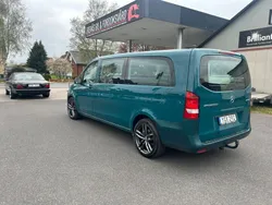 Mörkgrön (grön) Begagnad 2017 Mercedes Vito Minibuss | 259 900 kr
