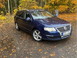 Blå Begagnad 2007 VW Passat Highline Kombi | 38 000 kr (Dyr)
