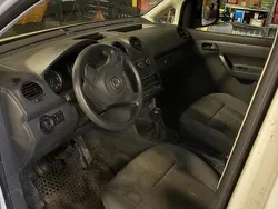 Vit Begagnad 2015 VW Caddy Minibuss | 85 000 kr (Marknadspris)