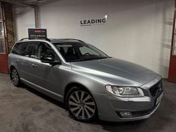 Silver Begagnad 2015 Volvo V70 Dynamic Kombi | 179 900 kr (Dyr)