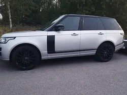 Grå Begagnad 2014 Land Rover Range Rover Autobiography SUV | 359 000 kr (Dyr)