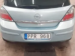 Blå Begagnad 2010 Opel Astra Halvkombi | 15 000 kr (Superpris)