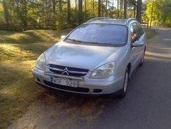 Silver Begagnad 2004 Citroën C5 Kombi | 16 500 kr (Marknadspris)