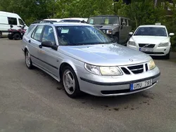 Ljusgrå (grå) Begagnad 2004 Saab 9-5 Vector Kombi | 16 500 kr (Bra pris)