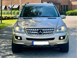 Brun Begagnad 2006 Mercedes ML320 SUV | 65 900 kr (Marknadspris)