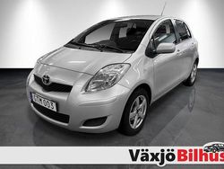 Silver Begagnad 2009 Toyota Yaris Halvkombi | 44 900 kr (Marknadspris)