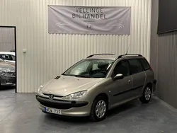 Grå Begagnad 2004 Peugeot 206 Kombi | 9 900 kr (Superpris)