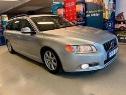 Grå Begagnad 2011 Volvo V70 Kombi | 69 900 kr (Marknadspris)