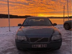 Grön Begagnad 2001 Volvo S80 Sedan | 19 000 kr (Marknadspris)