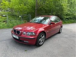 Röd Begagnad 2002 BMW 316 Compact Halvkombi | 11 900 kr (Superpris)