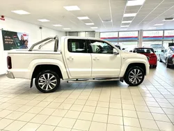 Vit Begagnad 2020 VW Amarok Aventura Pickup | 389 500 kr (Superpris)
