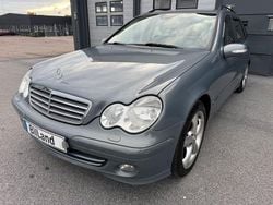 Grå Begagnad 2005 Mercedes C200 Kombi | 38 900 kr (Lite dyr)