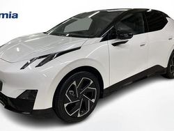 Vit Ny 2025 Lynk & Co 02 SUV | 474 995 kr (Marknadspris)