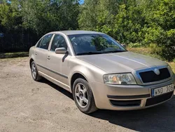 Brun Begagnad 2005 Skoda Superb Sedan | 15 000 kr