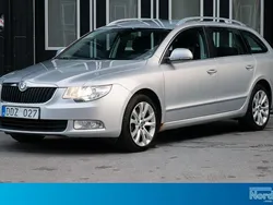 Silver Begagnad 2012 Skoda Superb Ambition Kombi | 94 800 kr (Marknadspris)