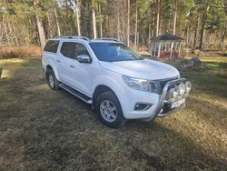 Vit Begagnad 2017 Nissan Navara Tekna Pickup | 210 000 kr (Marknadspris)