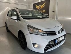Vit Begagnad 2013 Toyota Verso Minibuss | 99 990 kr (Marknadspris)