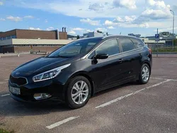 Svart Begagnad 2013 Kia Ceed Sportswagon 3 Kombi | 69 000 kr (Marknadspris)