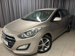 Ljusbrun (brun) Begagnad 2016 Hyundai i30 Comfort Kombi | 89 900 kr (Marknadspris)