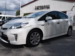 Vit Begagnad 2012 Toyota Prius Plug-in Hybrid Halvkombi | 137 900 kr (Marknadspris)